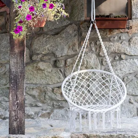 Neiva River House - Azenha Next To The River بيت للعطل