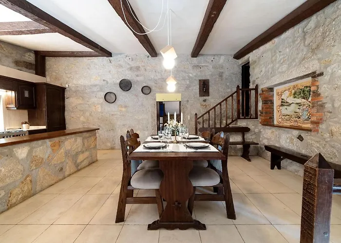 펜션 Neiva River House - Azenha Next To The River *