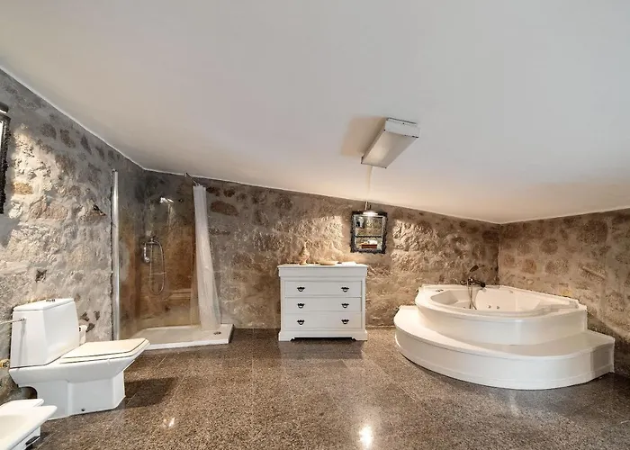 펜션 Neiva River House - Azenha Next To The River 에스포센데