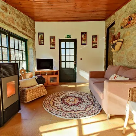Дом отдыха Neiva River House - Azenha Next To The River