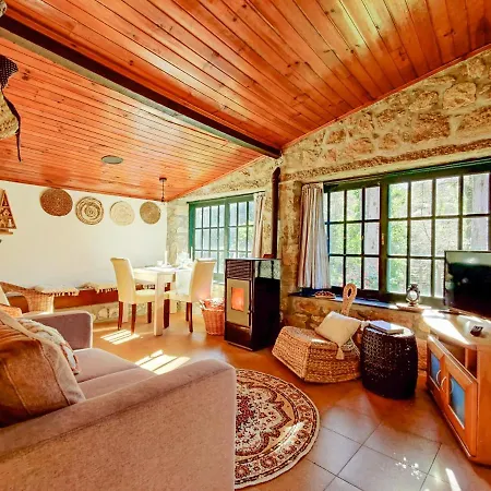 Дом отдыха Neiva River House - Azenha Next To The River Эшпозенди